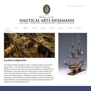 Schiffsmodell und Marinemalerei von Nautical Arts